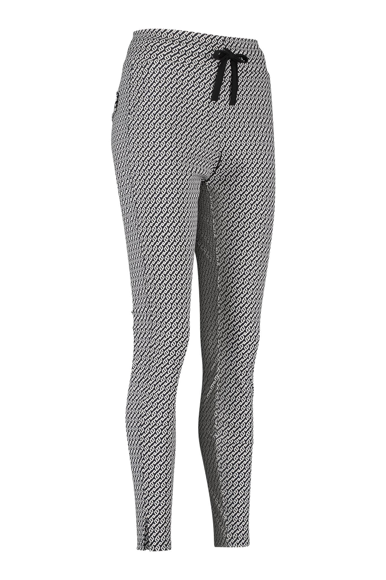 Studio Anneloes Downstairs minimal trousers online kopen bij Fier Mode. 06588 9094 None